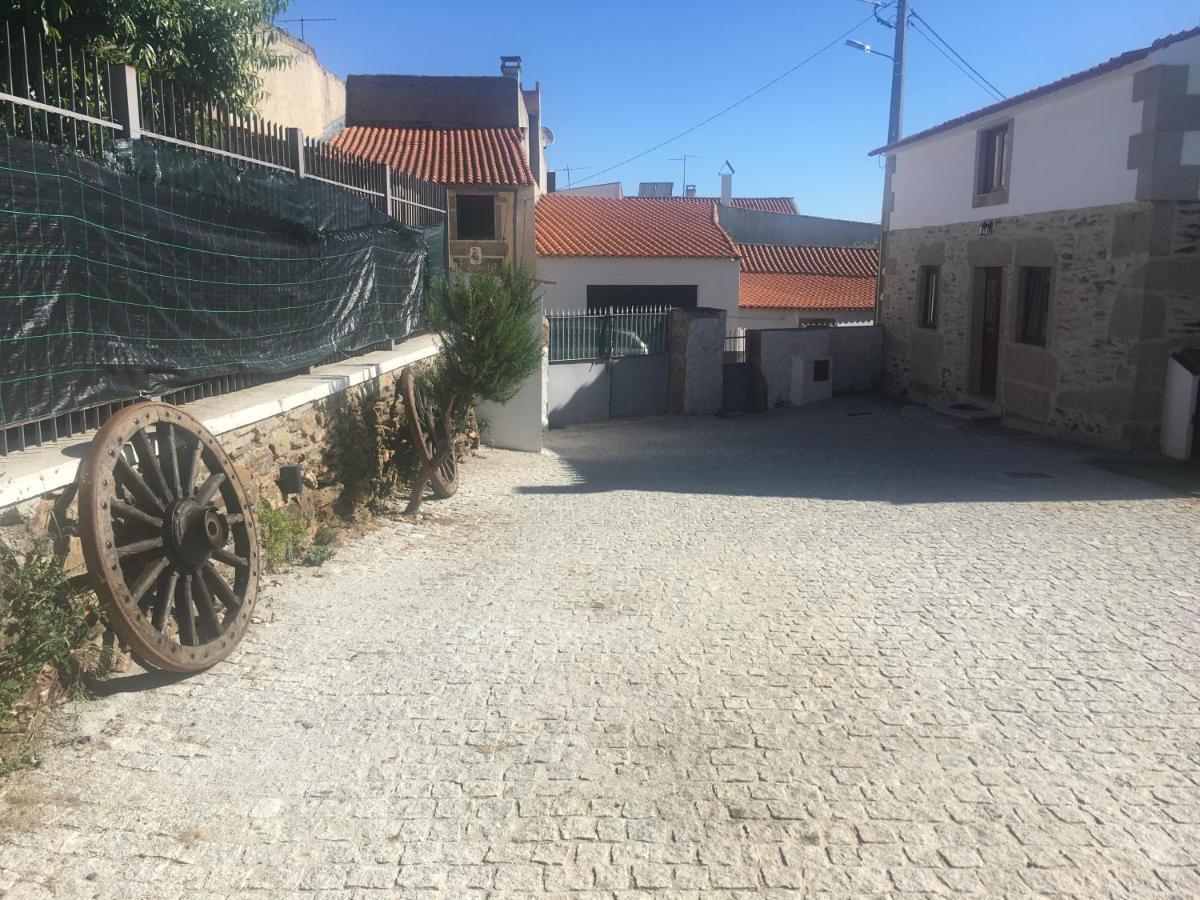 Casadaldeiadalmofala Exterior foto